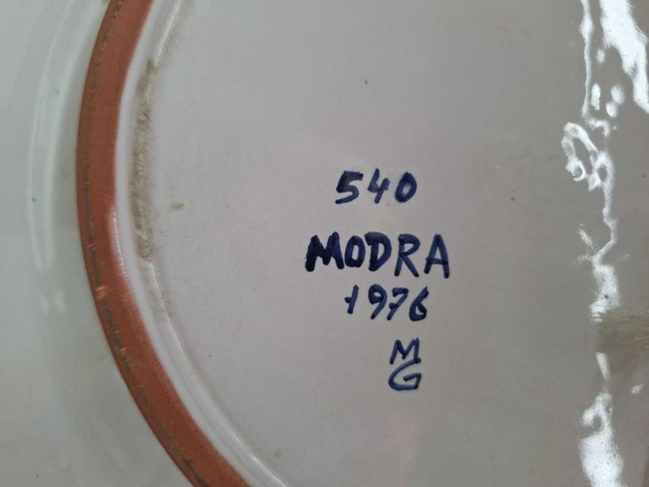 Ръчно рисувана керамична чиния Modra, Чехословакия 1976 г.