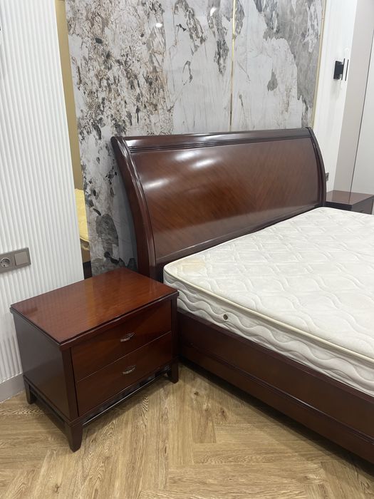 Спальный гарнитур