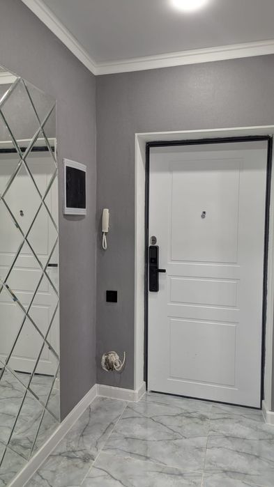 Сдам 2 комнатную квартиру