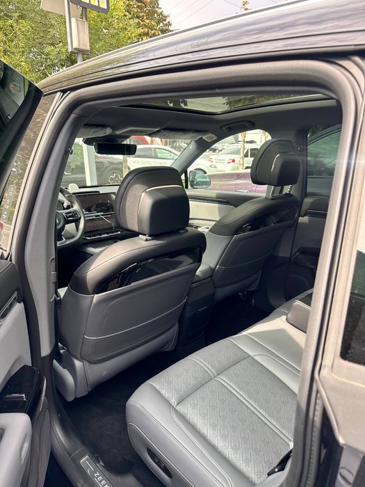 Zeekr 7 X 2024 yil fulli bez dop opsiya