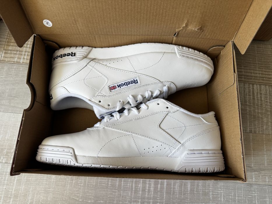 Adidasi Reebok noi bărbați - mărimea 40,5 / 26 cm.