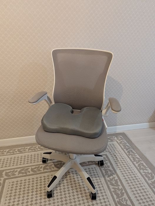 Стул компьютерный