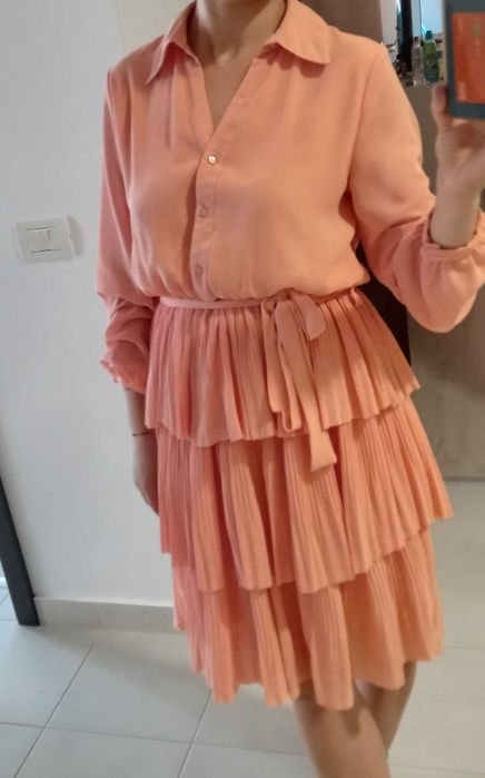 Rochie cu volane M