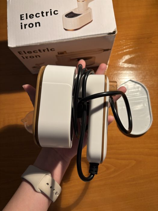 Малка преносима ютия