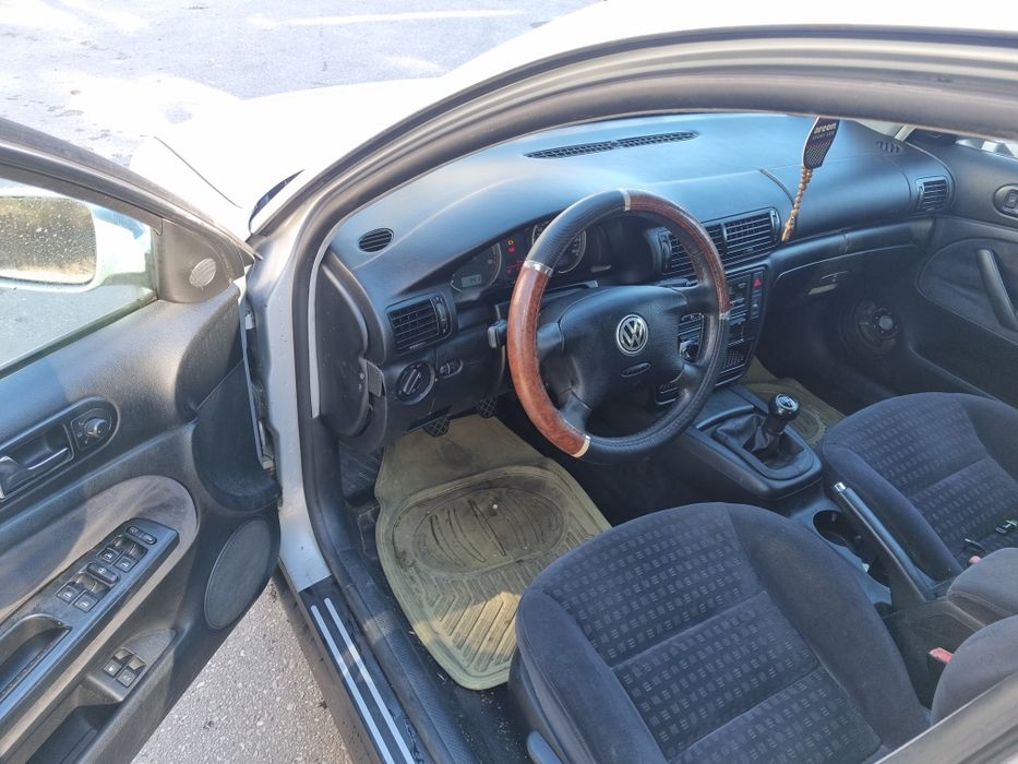 Volkswagen passat 1.9Tdi 131Cp//2002
