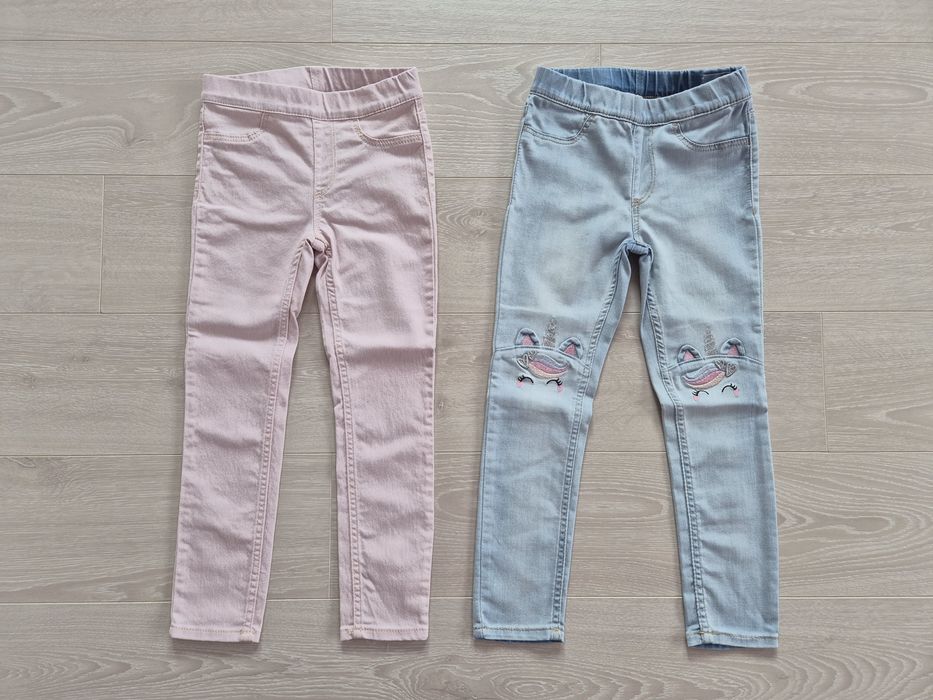 Продавам дънки за момиче на H&M в размери 92, 104 и 110