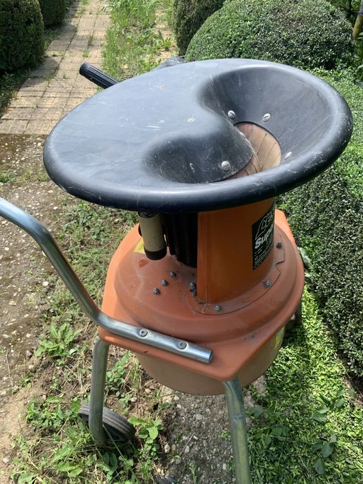 Tocator electric pentru crengi
