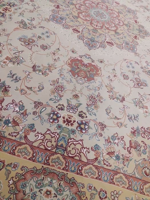 Продам ковры 2,5*3,5