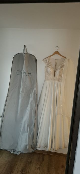 Rochie de mireasă Best Bride (Mărimea 36 / S) - Model deosebit