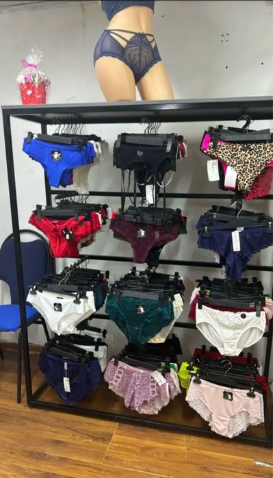 Стеллаж,касса,Манекен