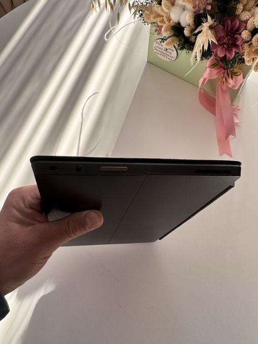 Microsoft surface 32 gb