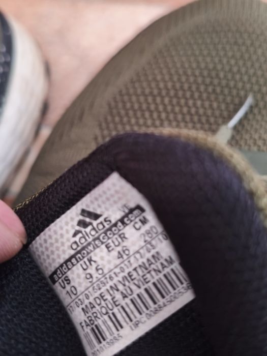 Разные обуви прадаём