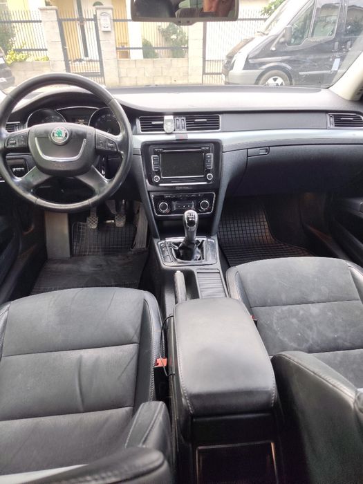 Vând Skoda Superb 2// 2.0 TDI 170 HP