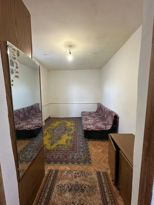 Сдам отдельно стоящий домик во дворе