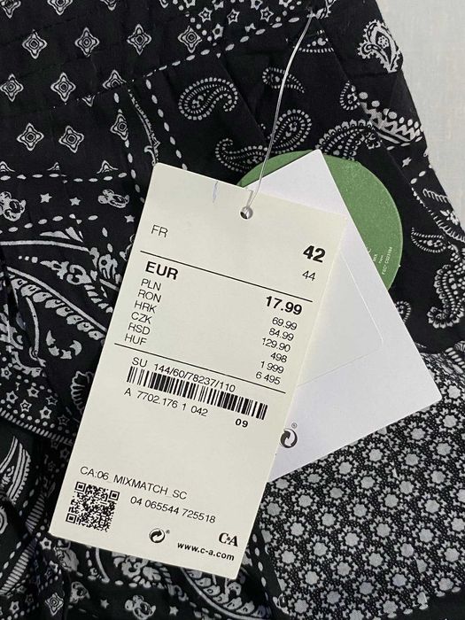 Дамски къси панталони C&A