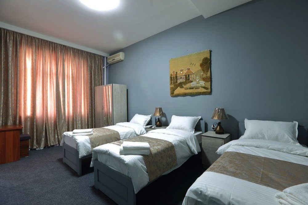 Bezzaks hotel mehmonxona hostel kvartira kunlik ijara