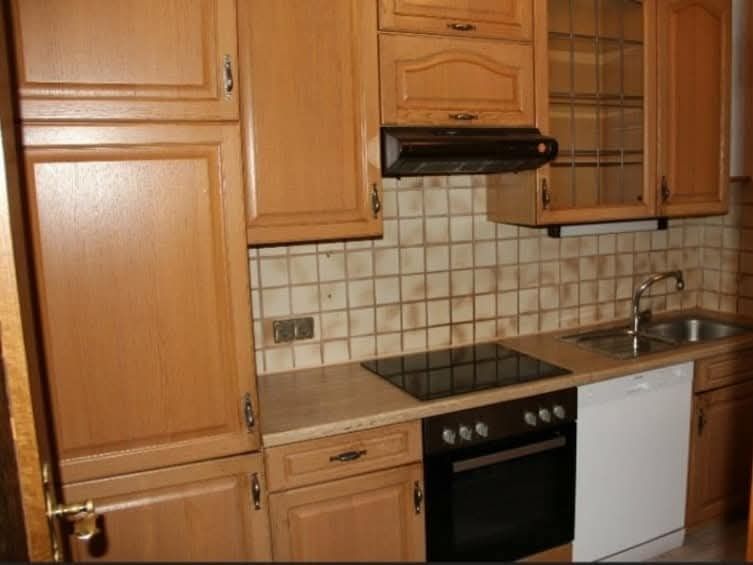 Кухня от масив с електроуреди