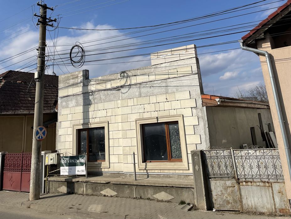 Vănd casă, 170 mp de constructie.