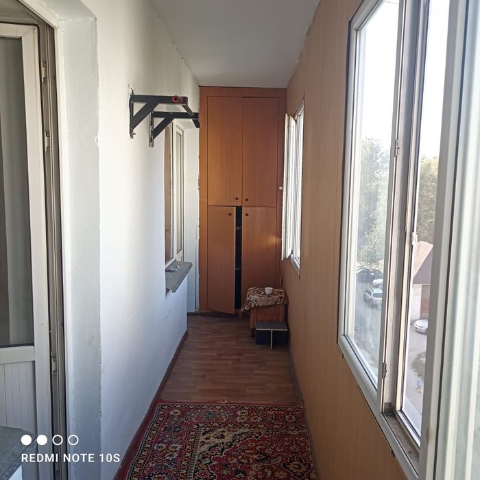 Продам 3 комн.квартиру в Водник 2