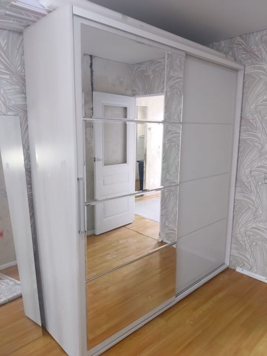 Продается мебель и техника