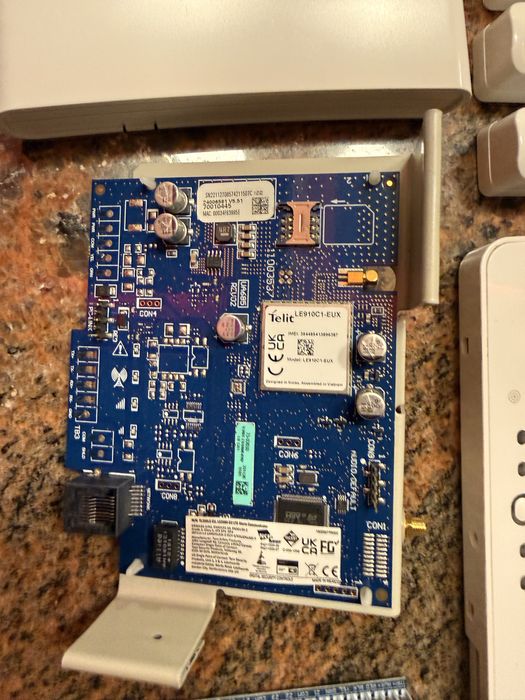 Vand alarma antiefractie DSC completa