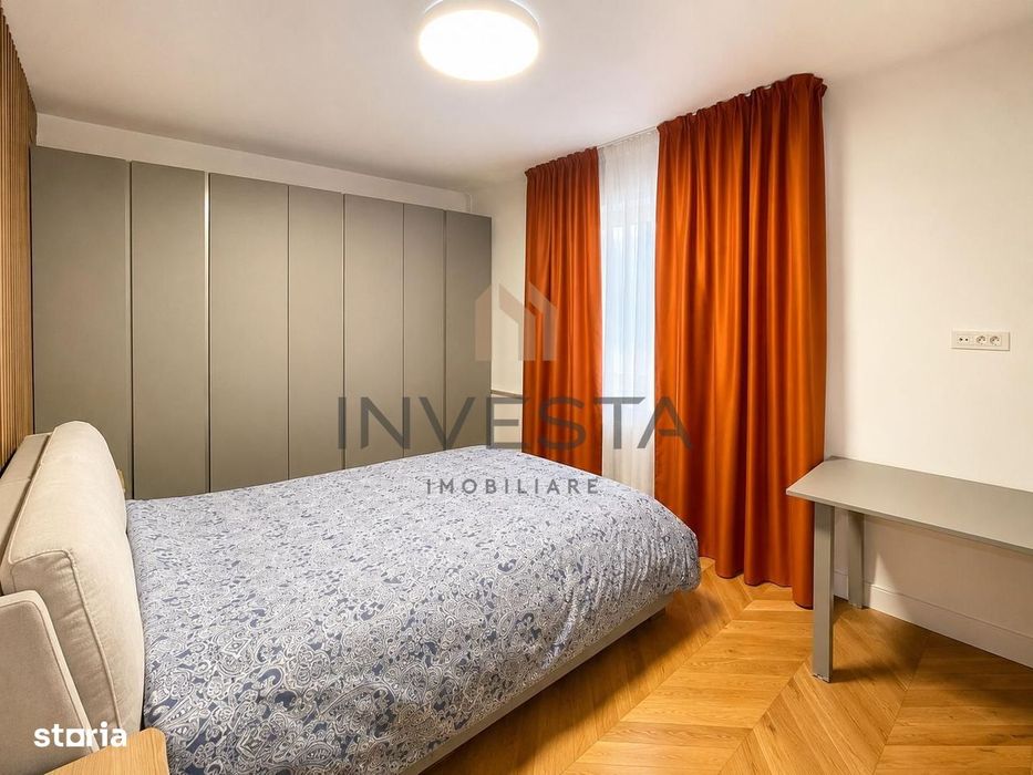 Apartament 4 camere de inchiriat + garaj, zona Centrala