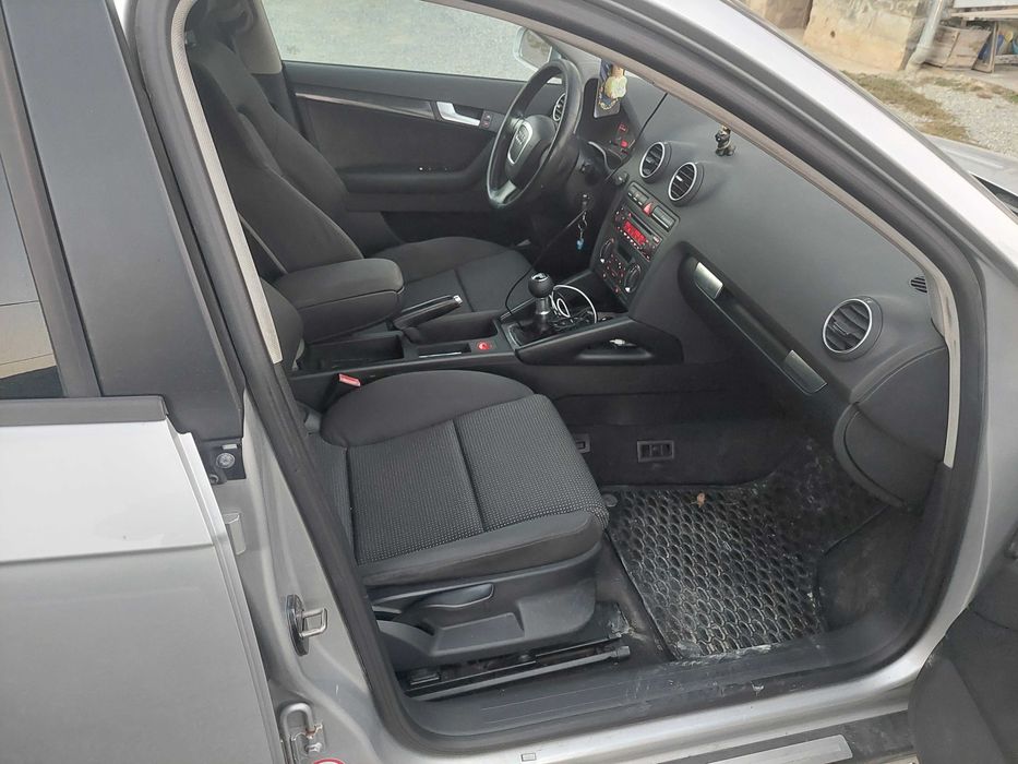 AUDI A3 Sportback 2005 — imagine 4