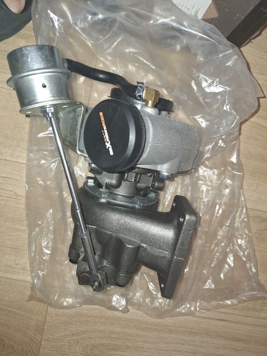 Turbocompresoare  universale maXpeedingRODS  GT3-VL-Z3- GGT04E63-JD-Z3