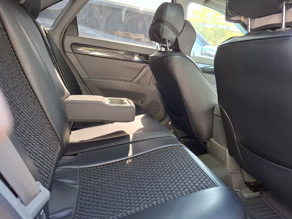 Продаю шевроле джентра. .