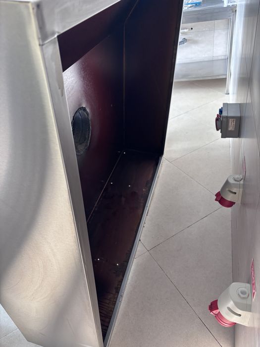 Hotă profesională inox pentru cuptor pizza 150×130 cm – stare foarte bună