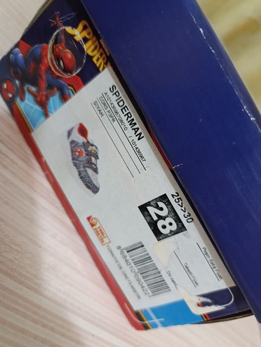 Детские кросовки, человек-паук