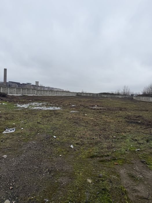 Închiriez teren în Targoviște