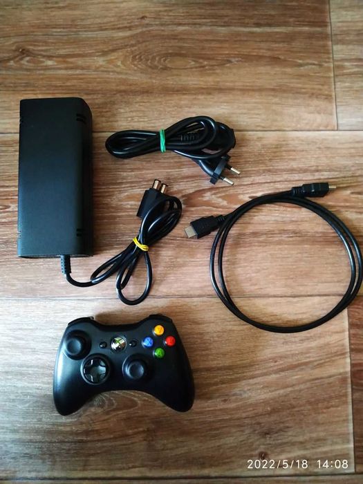 XBOX 360 slim Freeboot + Игры