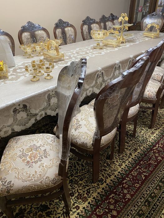 Стол стул 22 талик сотилади янгидай турибти