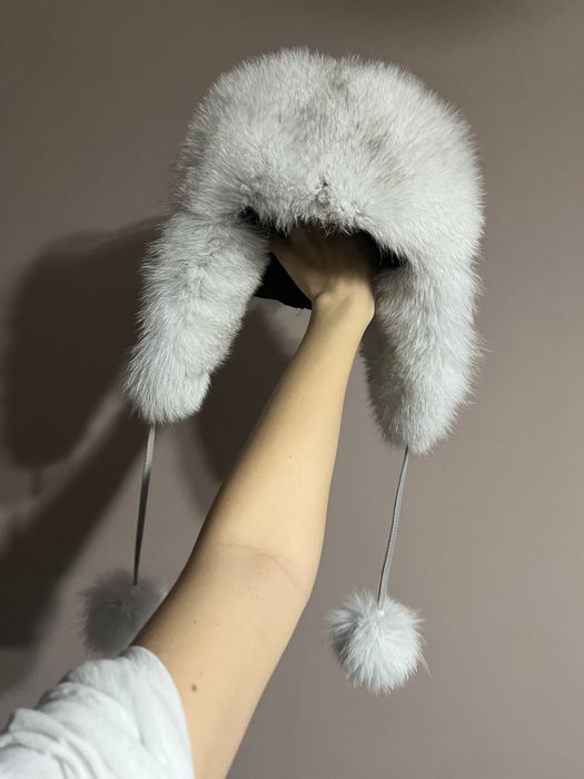 Шапка ушанка от естествен косъм (лисица)