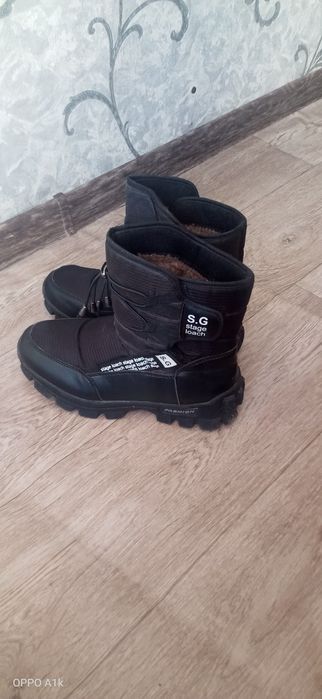 Продам сапоги для мальчик