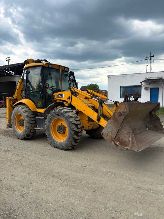 JCB 4CX buldoexcavator, an fabricație 2005, stare bună de funcționare. FACTURA + TVA 21%