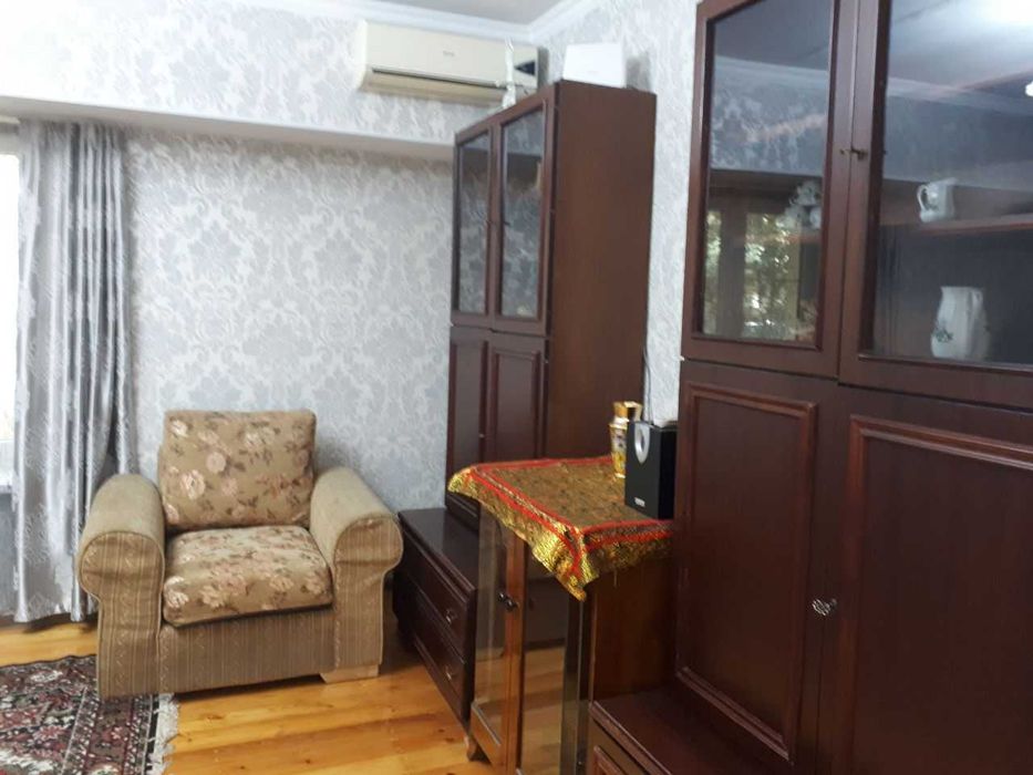 Предлагается комфортная 1 комнатная квартира в аренду в центре - (Ц 6)