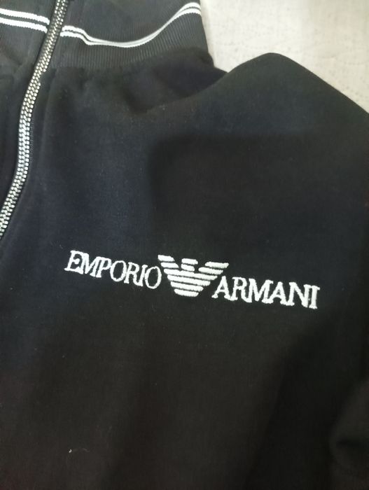 EMPORIO ARMANI горнище чисто ново