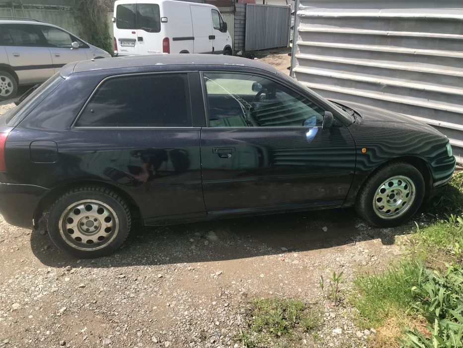 Ауди а3  1,8 125кс