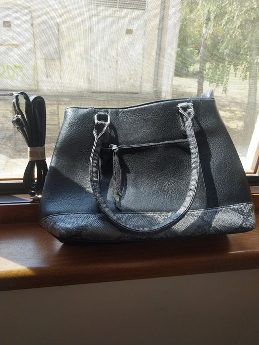 Дамска чанта нова