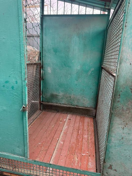 Продаётся Вольер