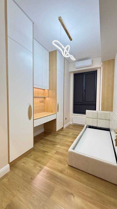 Darkhan Avenue Продаётся 3-х комнатная квартира Дархан