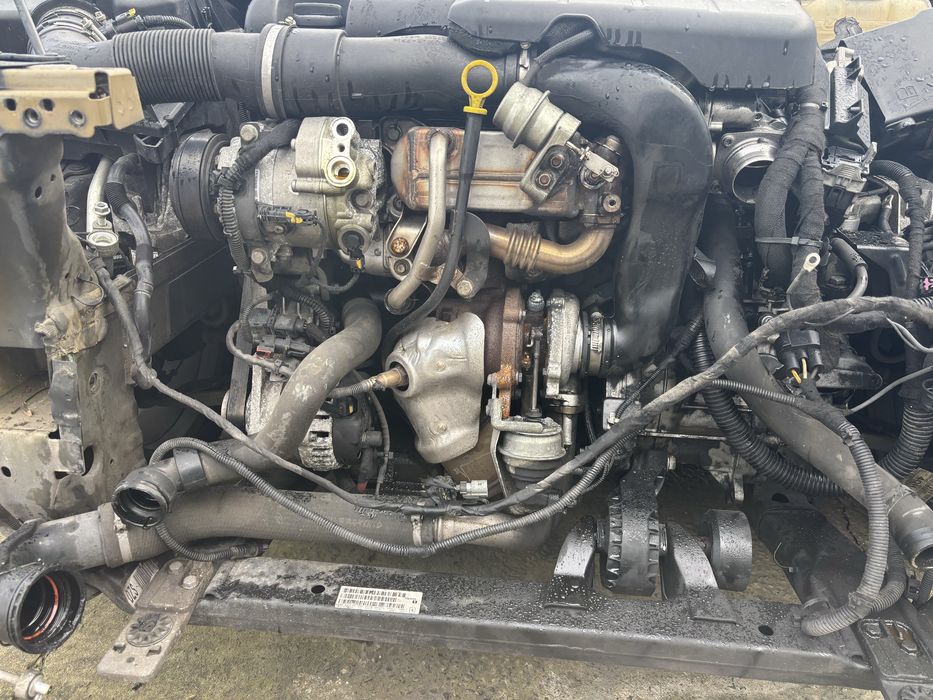 Motor Ooel adtra j Sport Tourer 1.7  DTS   96 kw 131 co