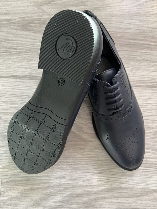 Дамски обувки естествена кожа