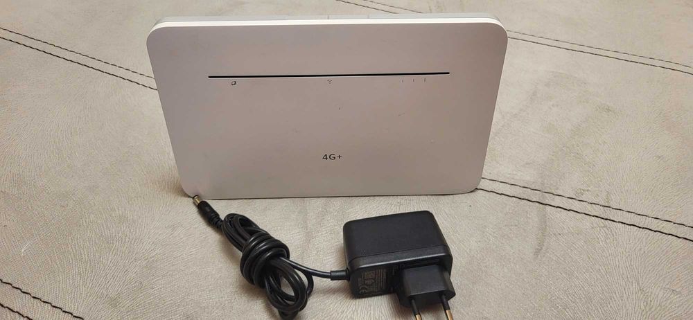 Huawei 4G+ Router B535 viteza mare de transfer si date liber de retea