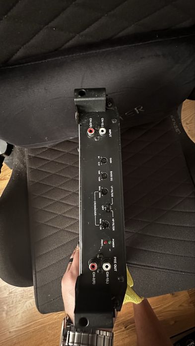 Subwoofer Alpine SWT-12S4 + Stație
