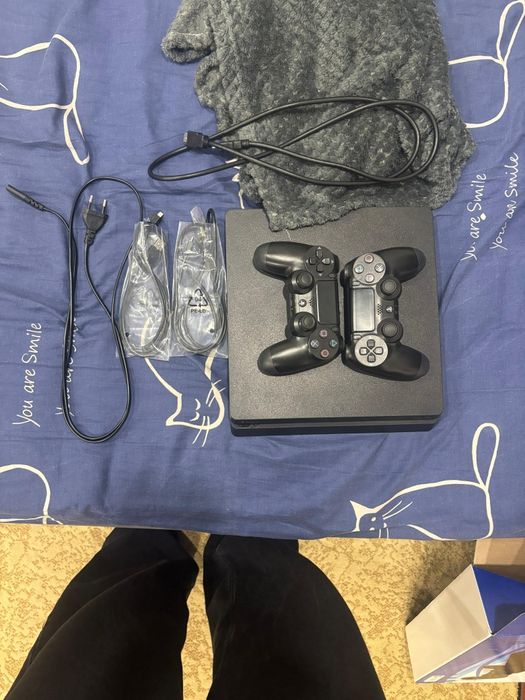 Продам приставку   soniPS 4