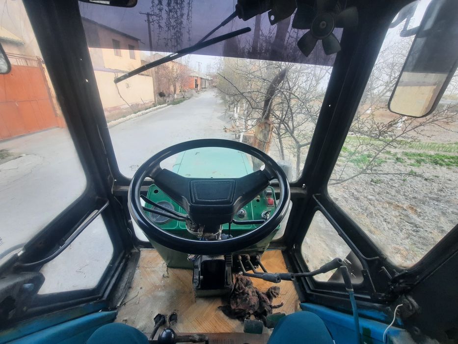Traktor ttz 80 sotiladi