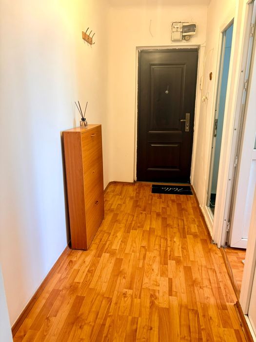 Garsoniera de închiriat